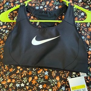 Nike Sports Bra NWT size S